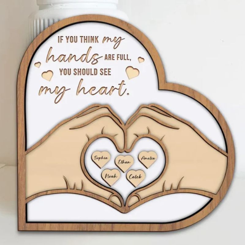 Mother's Day Heart Hands Stand Decor – Custom Engraved Wooden Sculpture