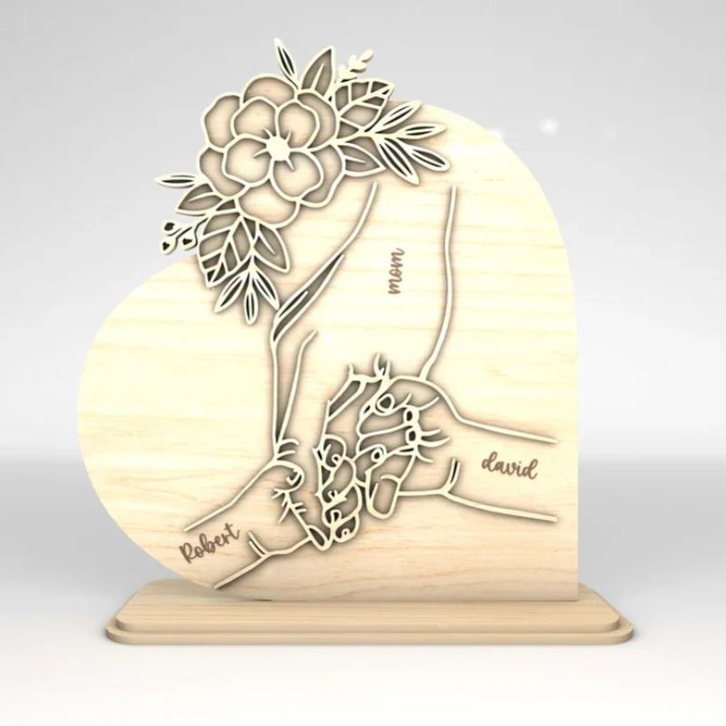Mom and Kid Hands Heart Stand Decor – Custom Engraved Wooden Sculpture